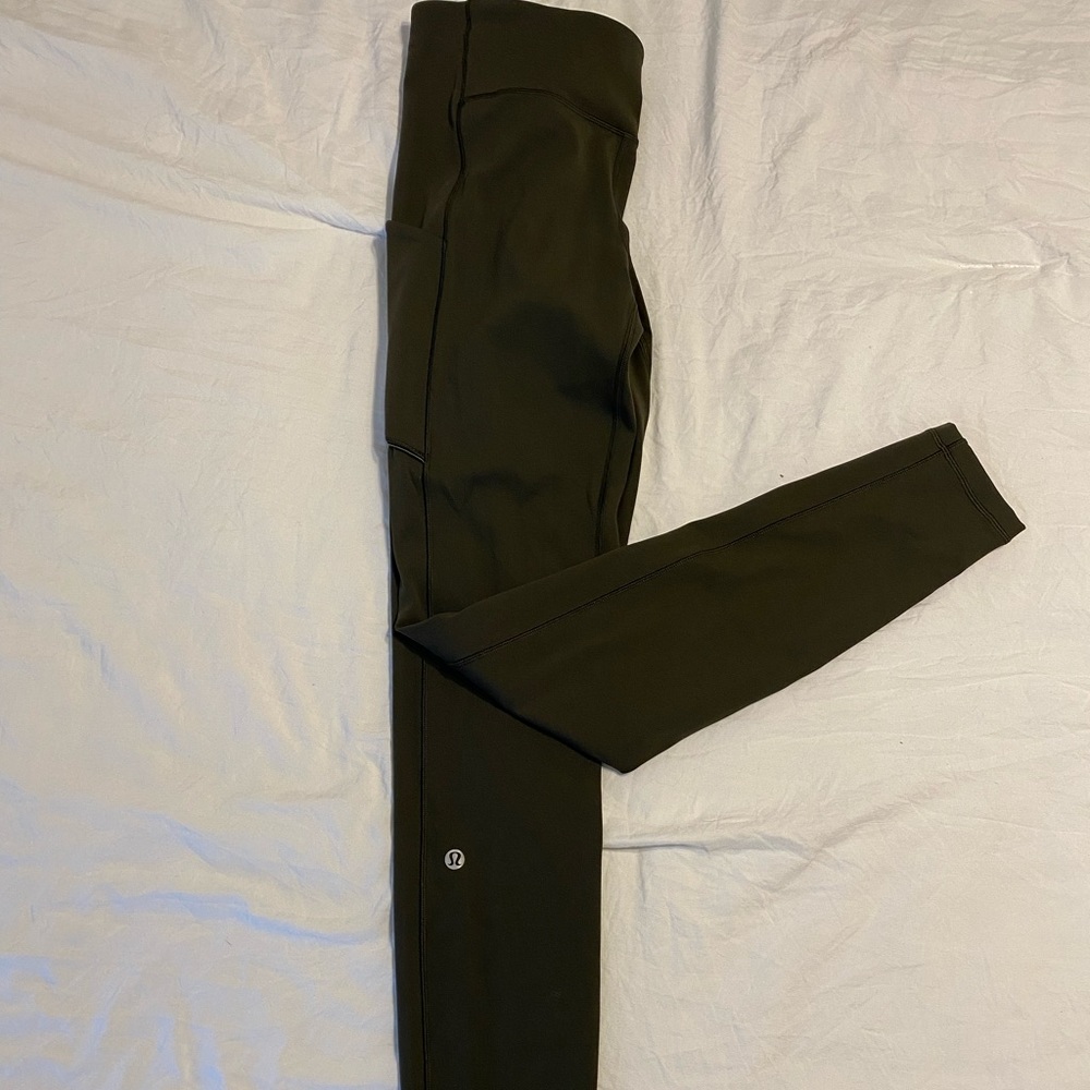 Lululemon speed up tight 25” hunter green size 8